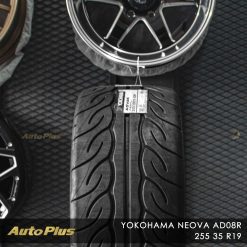 yokohama neova ad08r 255 35 19