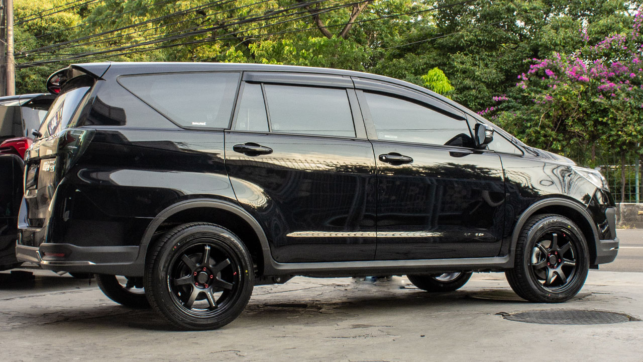 INNOVA REBORN LENSO VENOM R18 (4)