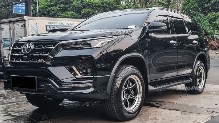 FORTUNER VRZ LENSO PROJECT D1 SR Ring 18