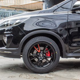 INNOVA REBORN LENSO 95V Ring 18