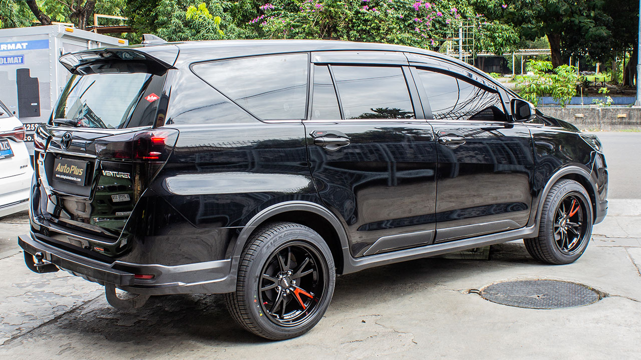 INNOVA DIESEL LENSO 95V Ring 18