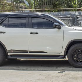 Fortuner Black Rhino Stadium Ring 18
