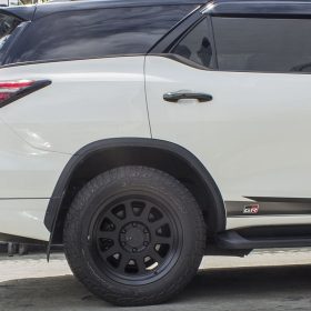 Toyota Fortuner Black Rhino Stadium Ring 18 (2)