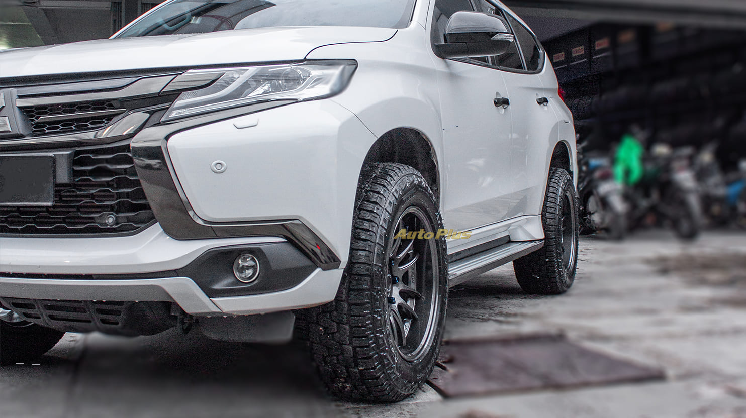 Lenso TDS Pajero Sport Ring 18 (2)