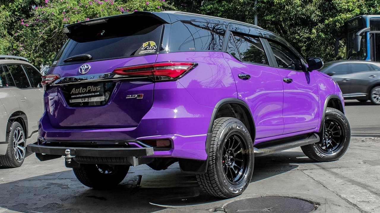 Fortuner VRZ Lenso Venom 5 R18 (1)