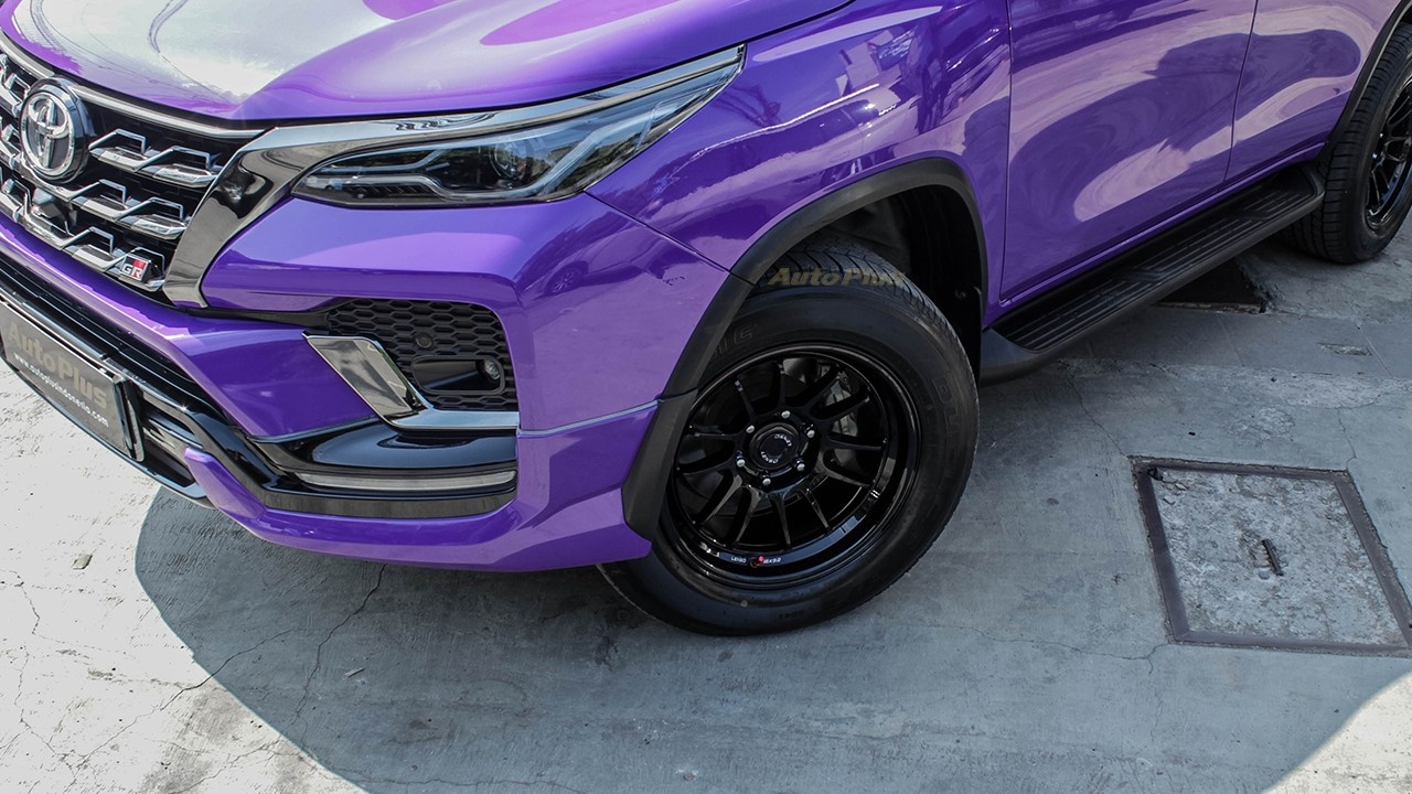 Fortuner VRZ Lenso Venom 5 R18 (2)