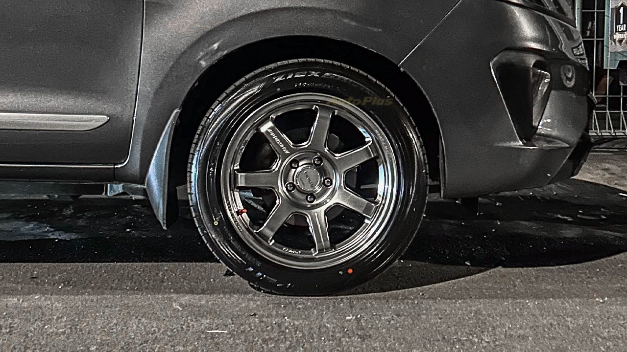 Innova Venturer pasang Lenso Venom VT7 R18 (4)