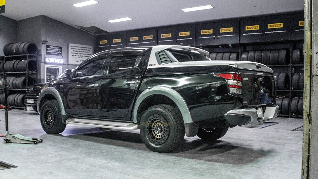 Mitsubishi Triton Lenso MX Spider (3)