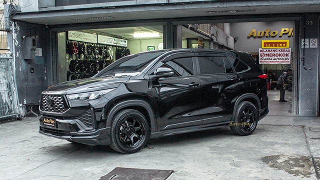 Innova Zenix Velg Lenso Venom VT7