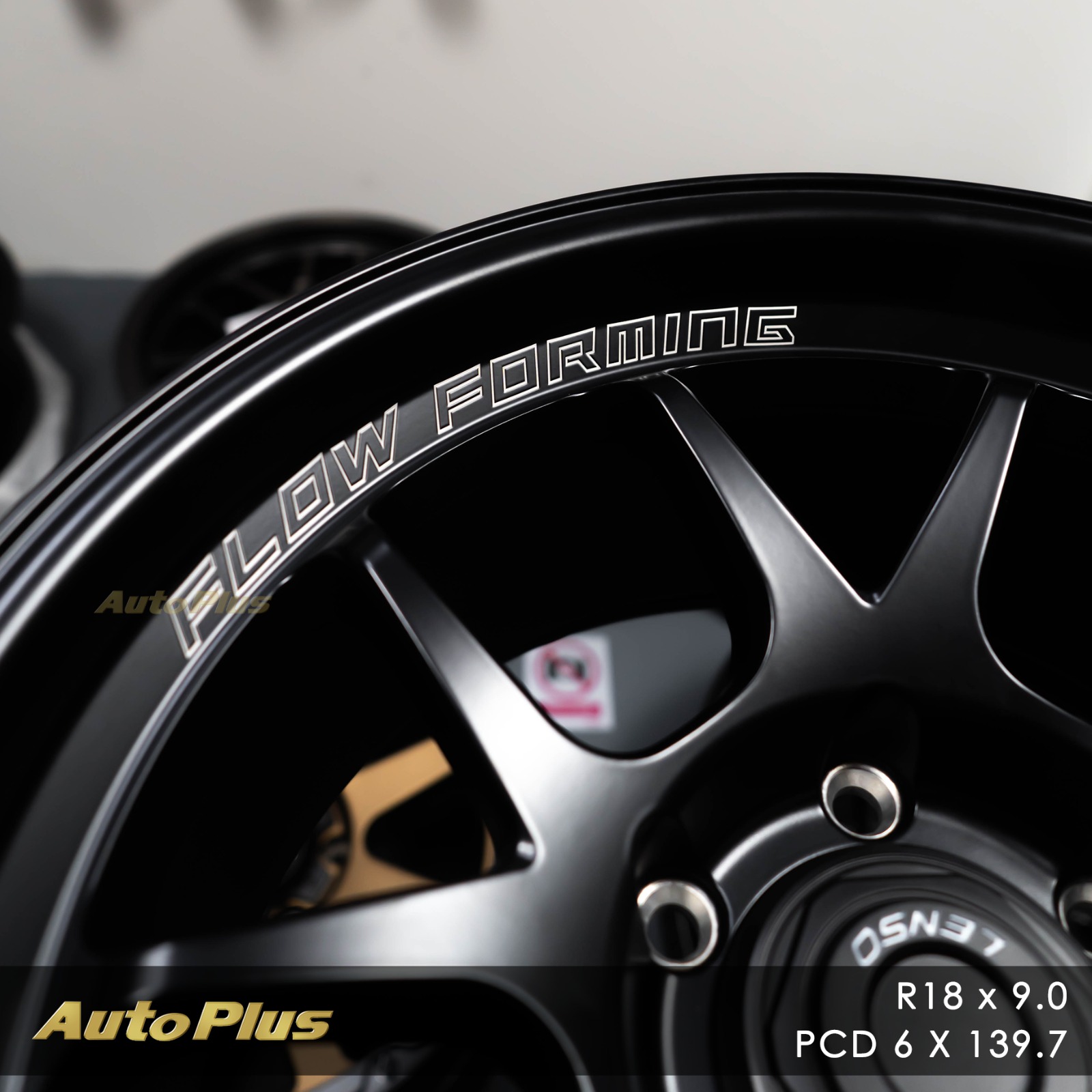 VELG LENSO VENOM 6 RING 18 PCD 6×139,7 Satin Black VELG LENSO VENOM 6 RING 18 SATIN BLACK (4)